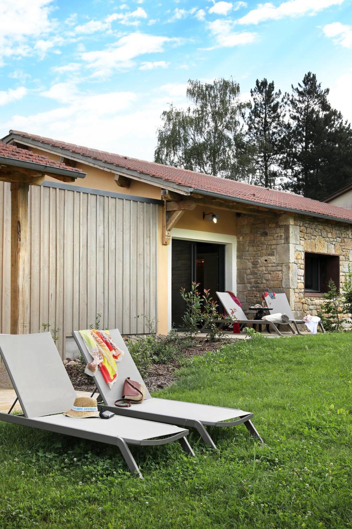 Hotel-Spa Le Saint Cirq Tour-de-Faure Exterior photo